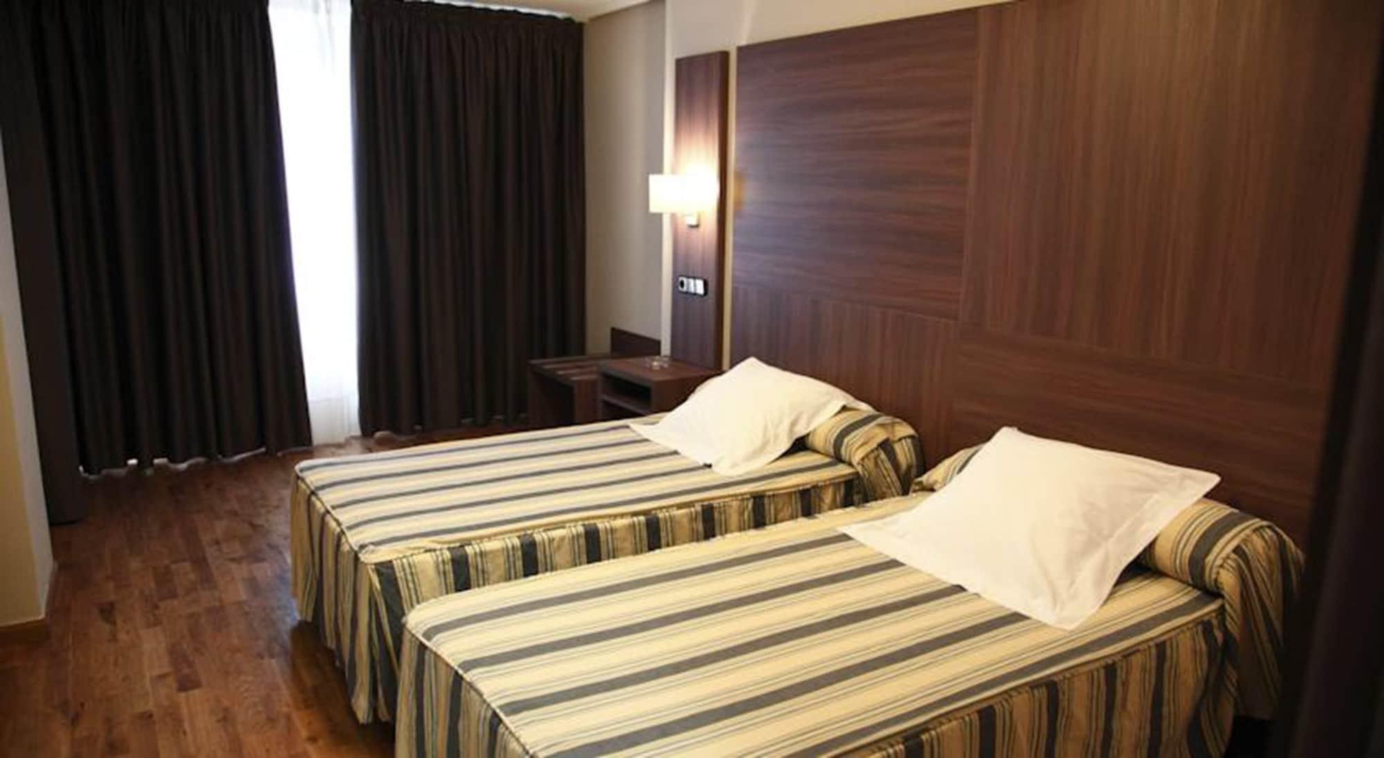 Cesaraugusta Hotel Zaragoza Exterior photo