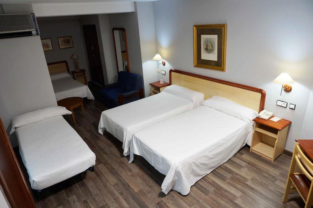 Cesaraugusta Hotel Zaragoza Exterior photo