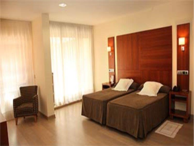 Cesaraugusta Hotel Zaragoza Exterior photo
